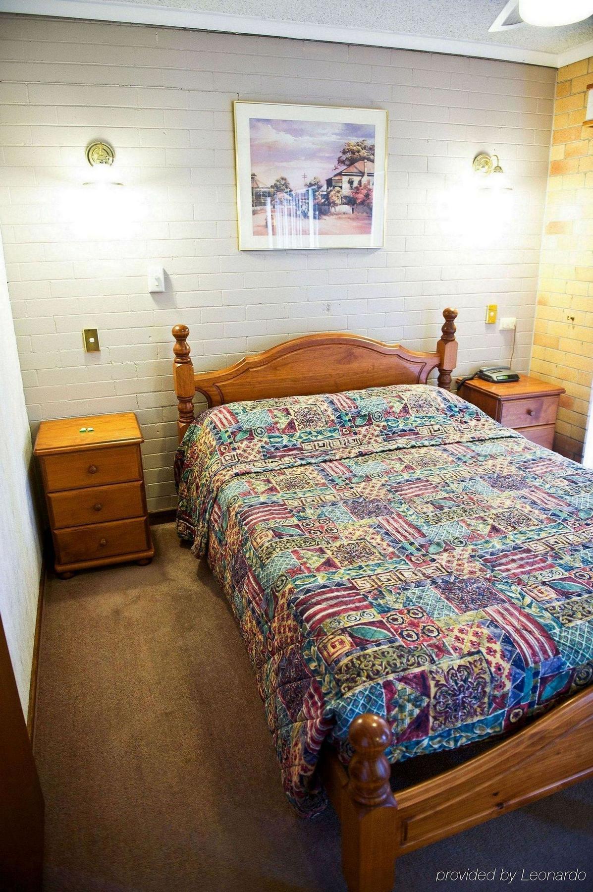 Cousins Motor Inn Инвърел Екстериор снимка