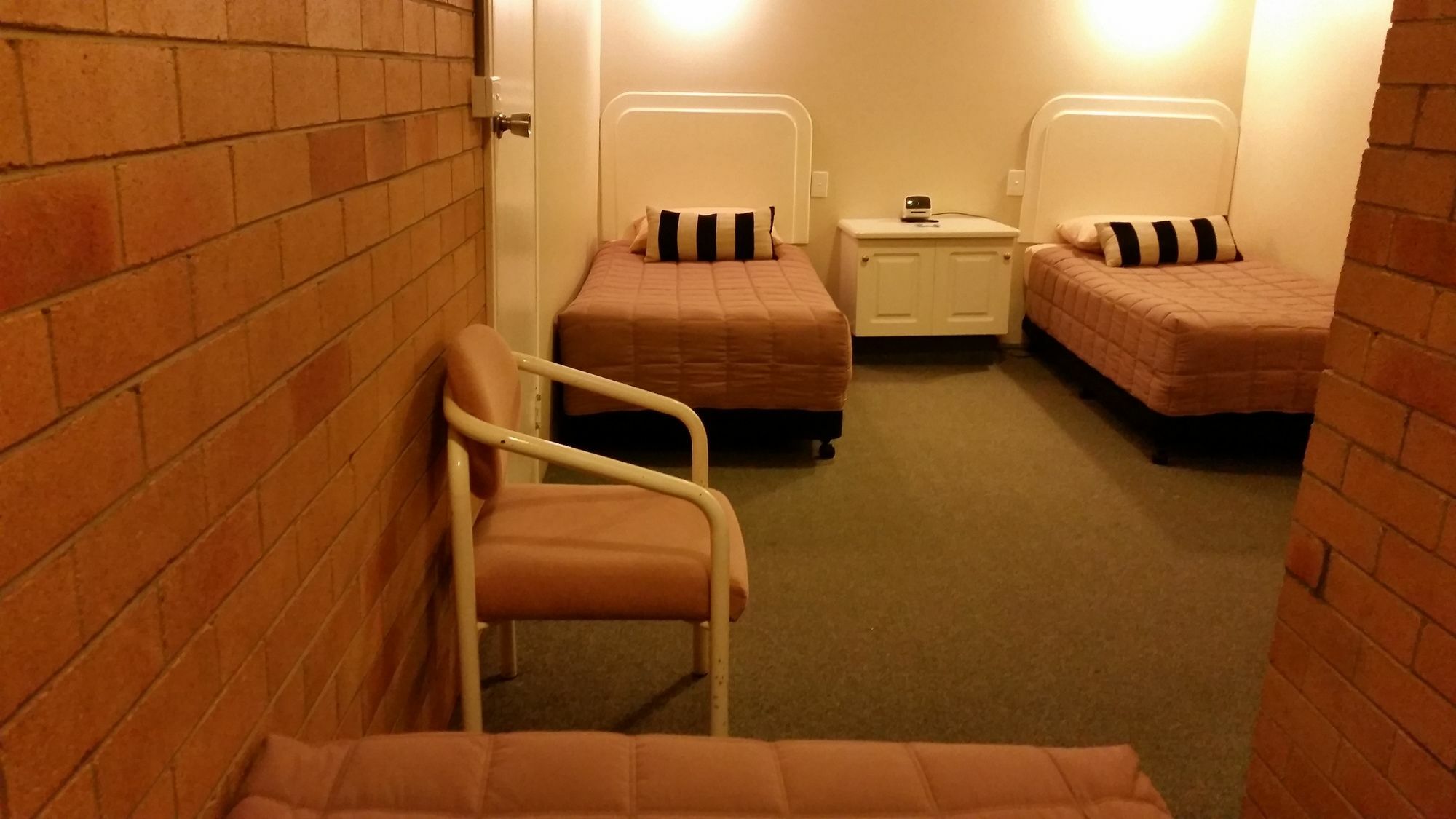 Cousins Motor Inn Инвърел Екстериор снимка